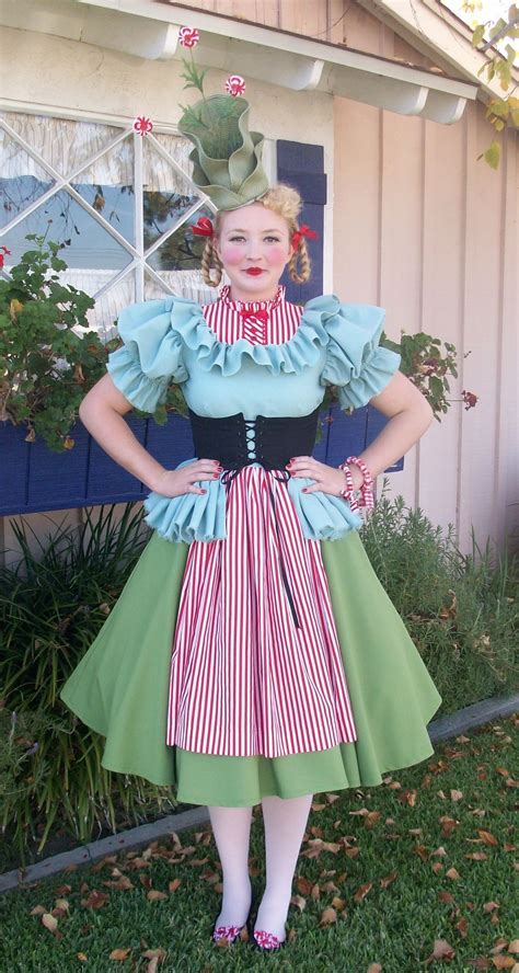 wizard of oz munchkins costumes